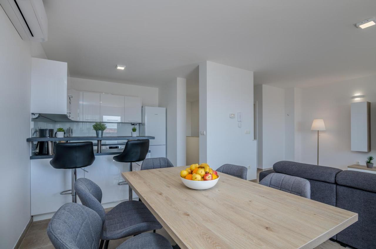 Appartment Divine クルク エクステリア 写真